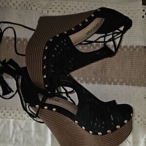 Just Fab Black Sandals With Wooden Wedge, Tassles Size 7